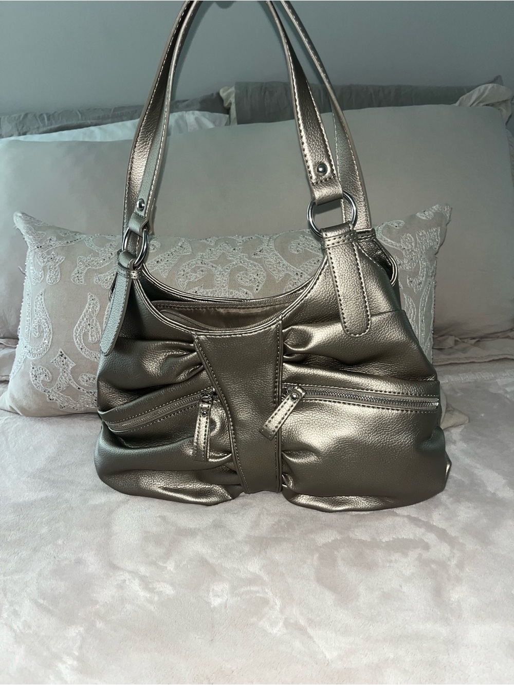 Y2K Metallic Silver Shoulder Bag - Apt 9
